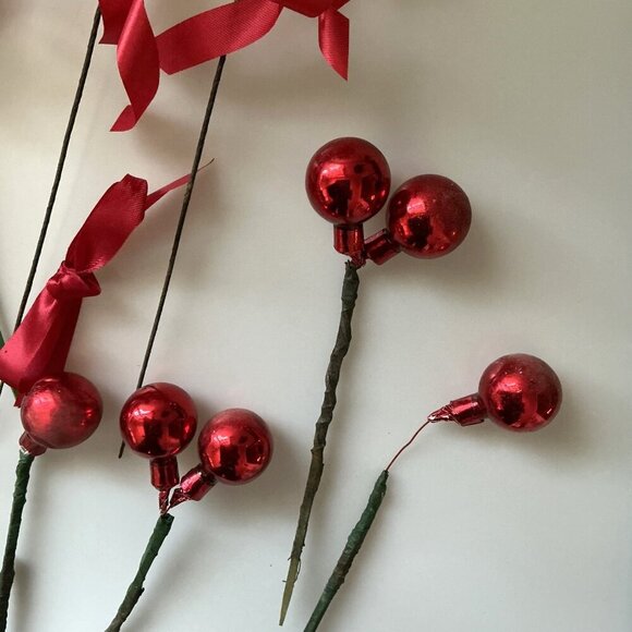 HOLIDAY BOWS & BLUBS DIY CRAFT WREATH FLORAL ARRANGEMENTS CHRISTMAS DECOR - Picture 4 of 5